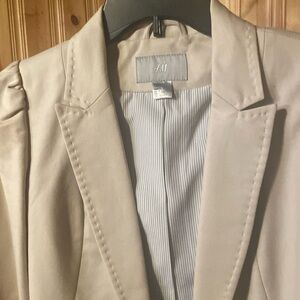 From H&M ! Like New Cream Beige Pea Coat Jacket